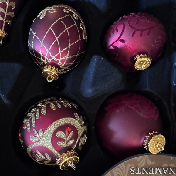 NEW! Elegant Designer 14 Piece Burgundy Gold Glass Christmas Ornaments Lot - Picture 4 of 9